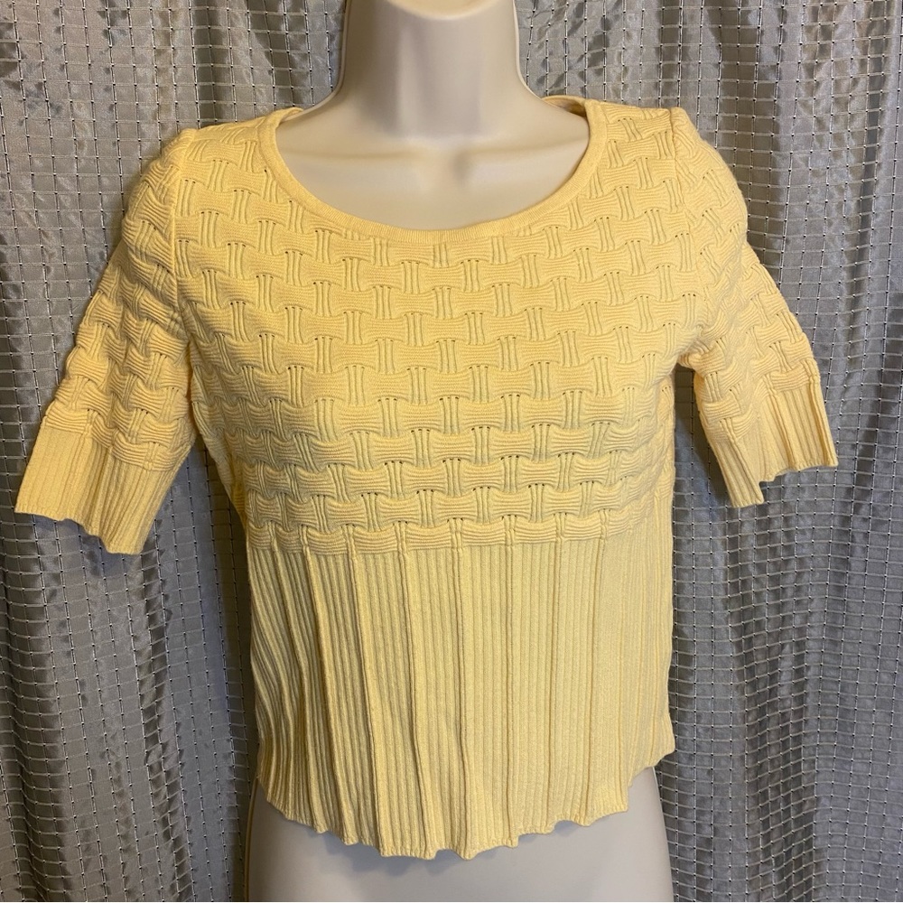 St John Sport Short Sleeve Yellow Woven Sweater Top Size P(XS)